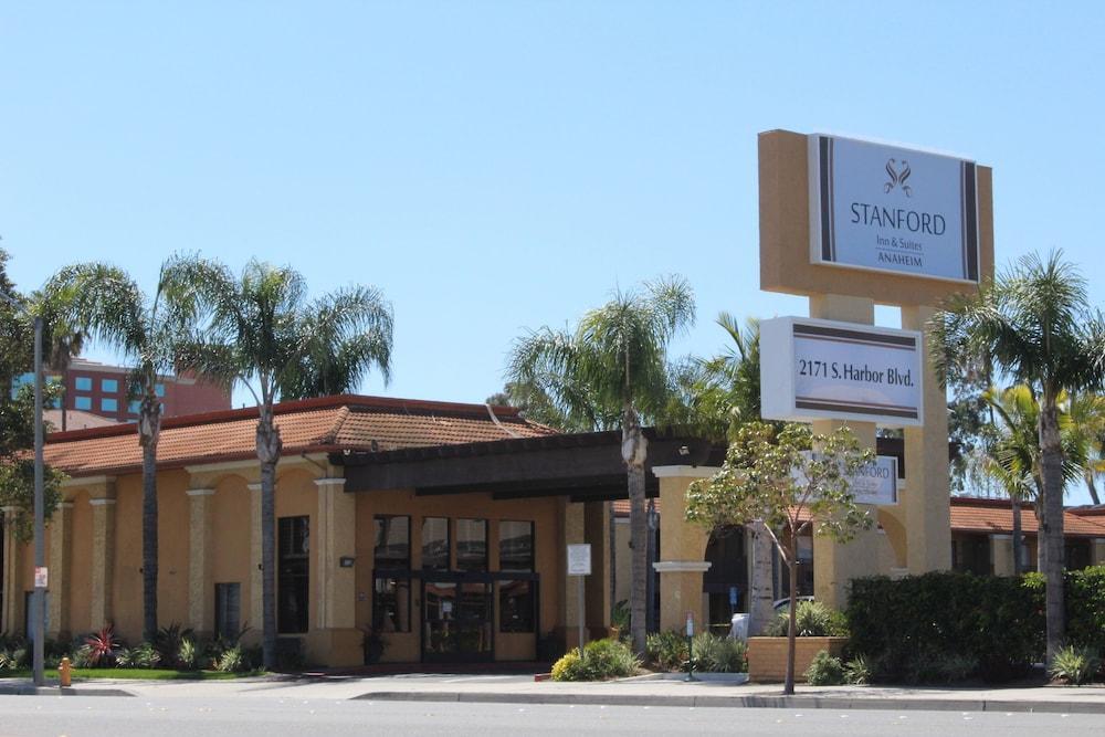 Stanford Inn & Suites Anaheim Zewnętrze zdjęcie