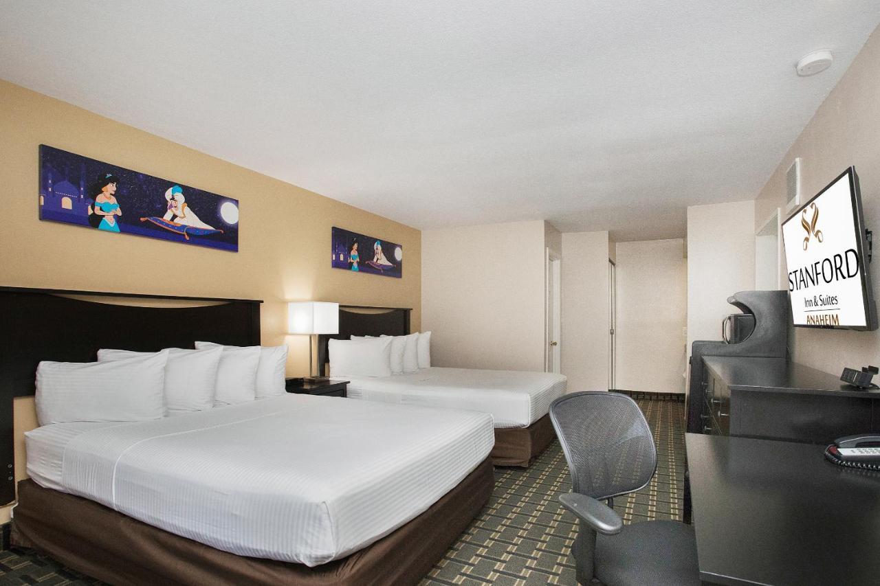 Stanford Inn & Suites Anaheim Zewnętrze zdjęcie