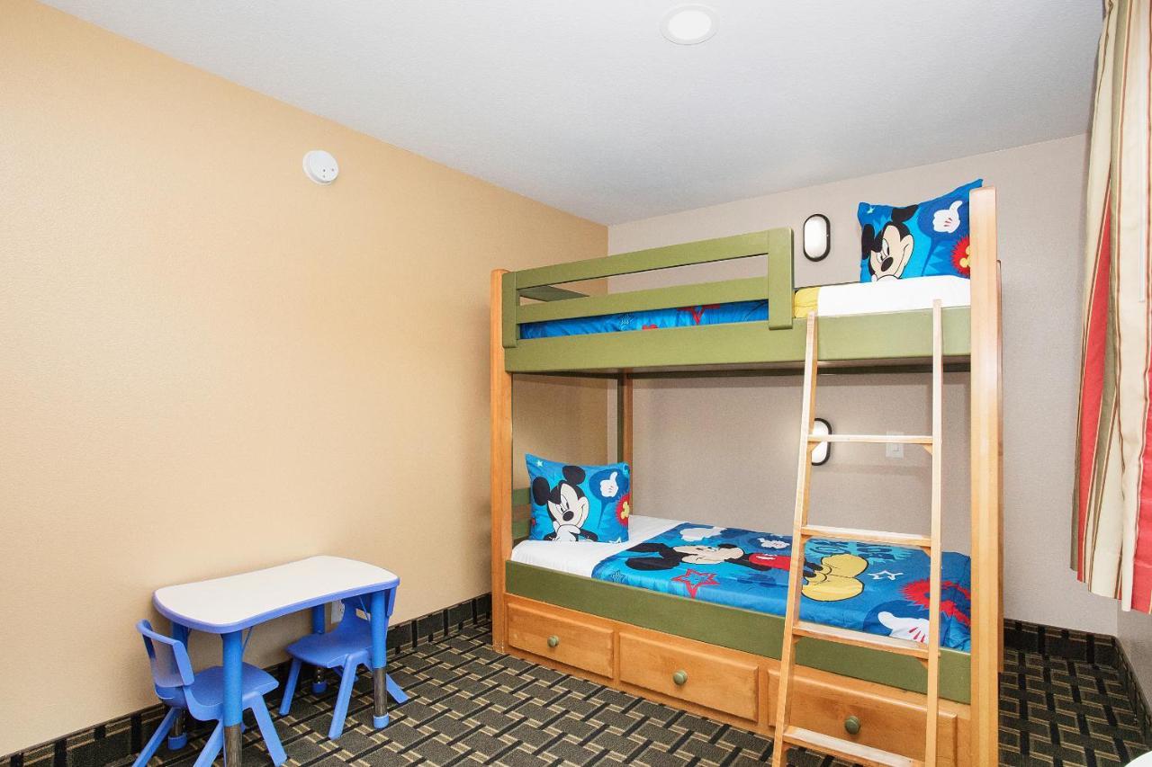 Stanford Inn & Suites Anaheim Zewnętrze zdjęcie